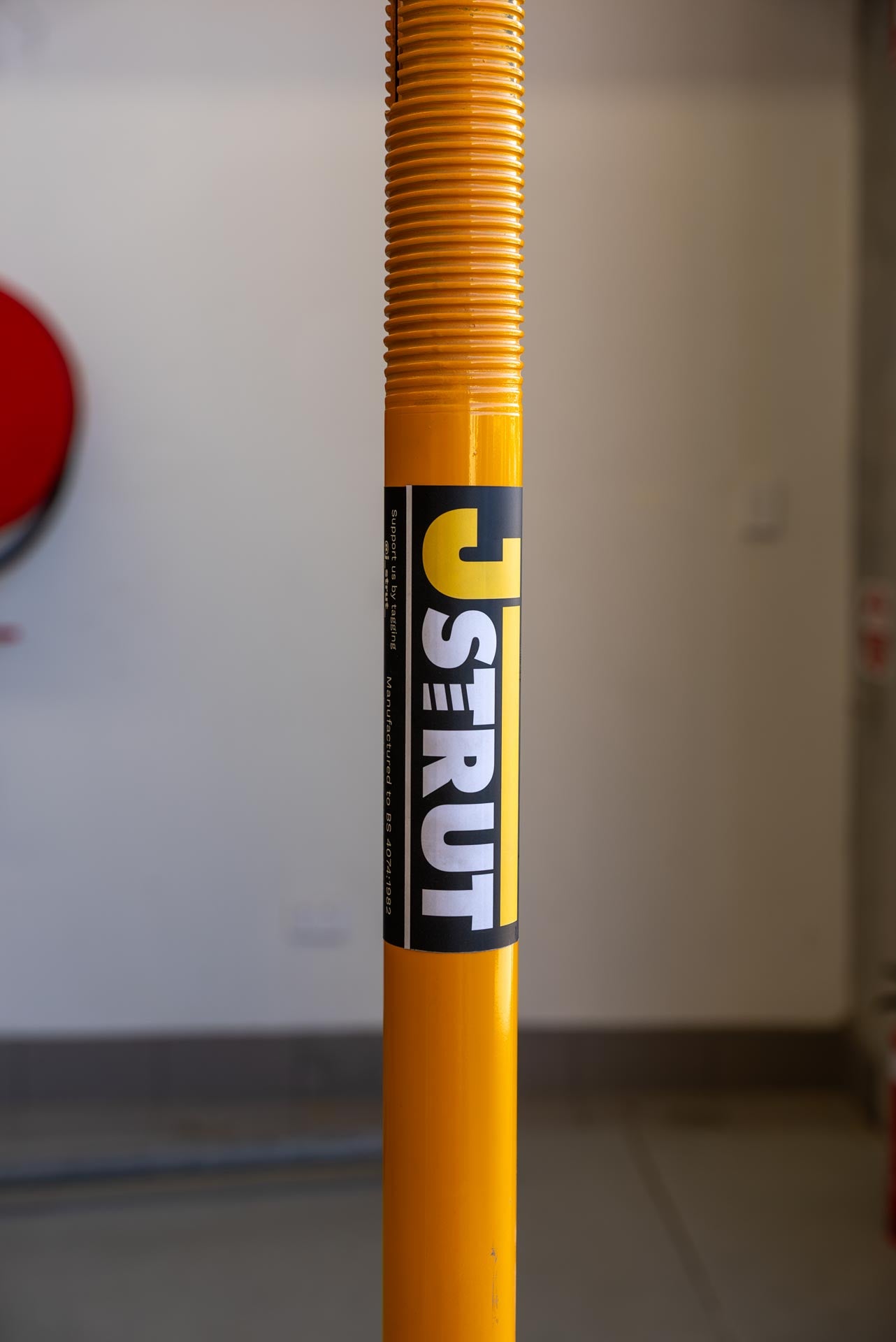 J-strut Size 1 | Single